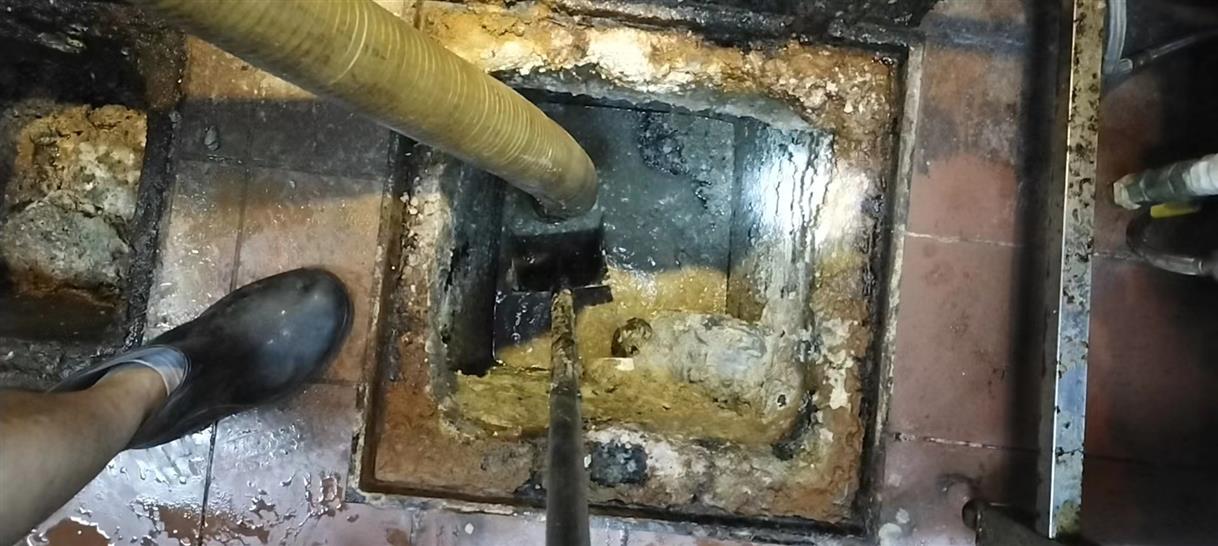 莘县污水池清理一般都有毒气，怎么预防中毒呢？